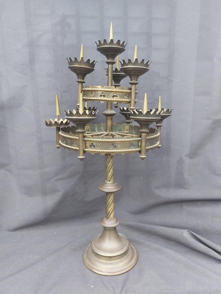 Gotische koperen Antieke kandelaar, Antiek en Kunst, Antiek | Kandelaars, Koper of Brons, Ophalen