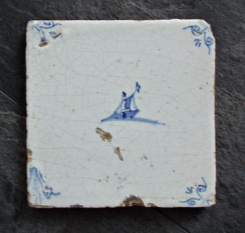 Tegel Zeilship - Delfts blauw Aardewerk beschikbaar voor biedingen