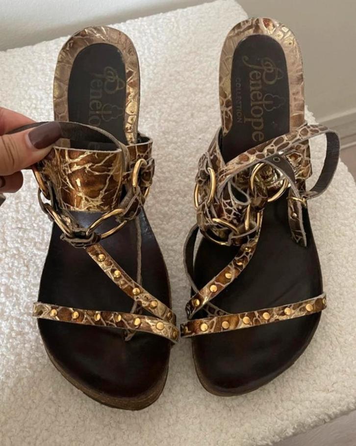 Penelope haksandalen leer maat 41 goud / bruin, Kleding | Dames, Schoenen, Zo goed als nieuw, Sandalen of Muiltjes, Bruin, Ophalen of Verzenden