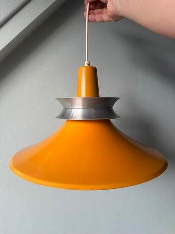 Vintage Scandinavische hanglamp Lyskaer Denmark 1960s beschikbaar voor biedingen