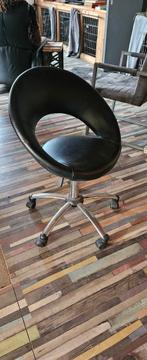 Te koop leuke buro of bijzetstoel gitaarstoel kappersstoel e, Ophalen, Zwart