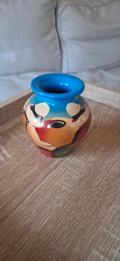 Handgemaakt Zuid-Amerikaans vaasje, Huis en Inrichting, Woonaccessoires | Vazen, Zo goed als nieuw, Overige kleuren, Minder dan 50 cm