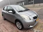 Toyota Yaris 1.0 VVTi Terra (bj 2006), Handgeschakeld, Toyota, Zilver of Grijs, 998 cc