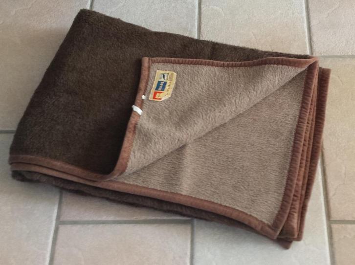 Eénpersoons Deken Bruin / Taupe - Didas - dralon, Huis en Inrichting, Woonaccessoires | Plaids en Woondekens, Gebruikt, Ophalen of Verzenden