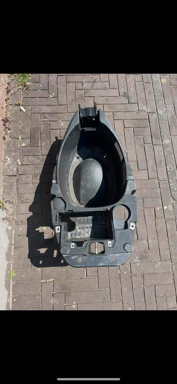 Piaggio zip onderdelen beschikbaar voor biedingen
