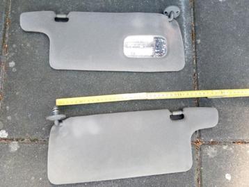 Honda zonnekleppen set beschikbaar voor biedingen