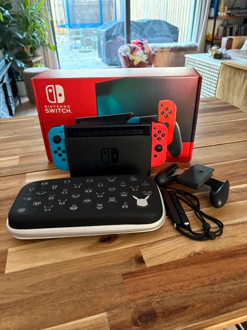 Switch 1 (versie 2), Spelcomputers en Games, Spelcomputers | Nintendo Switch, Zo goed als nieuw, Switch 2019 Upgrade, Ophalen
