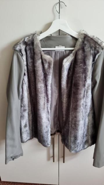 Diverse Jasjes aangeboden mt 44🍀Als Nieuw🌿🌿Vanaf €12,50 beschikbaar voor biedingen