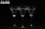 3 Likeurglaasjes van kristal -Gegraveerd - Meerdere soorten, Antiek en Kunst, Antiek | Glas en Kristal, Ophalen of Verzenden