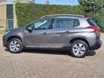 Peugeot 2008 1.2 PureTech Allure PANORAMADAK-NAVI-CLIMATE CO, Auto's, Peugeot, Gebruikt, 1199 cc, Leder en Stof, 48 €/maand