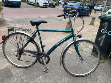 Te koop sportieve herenfiets met 21 vits maat 28 i beschikbaar voor biedingen