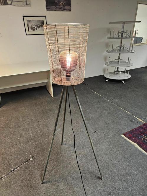 Zijlstra industriële vloerlamp voor €20,-, Huis en Inrichting, Lampen | Vloerlampen, Gebruikt, 150 tot 200 cm, Ophalen