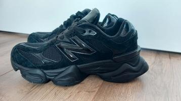 New Balance 9060 black maat 38 beschikbaar voor biedingen