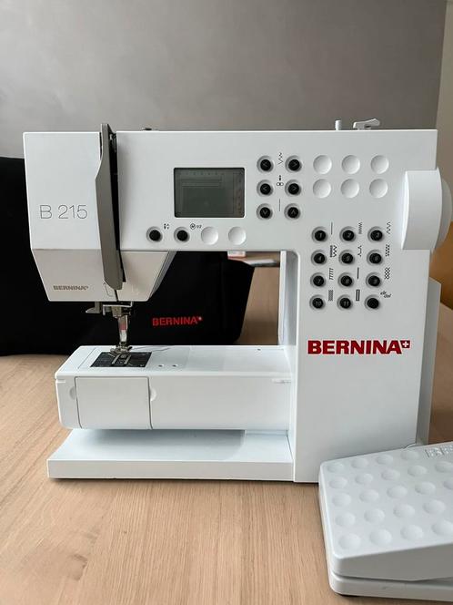 Naaimachine Bernina B215, Hobby en Vrije tijd, Naaimachines en Toebehoren, Gebruikt, Bernina, Ophalen