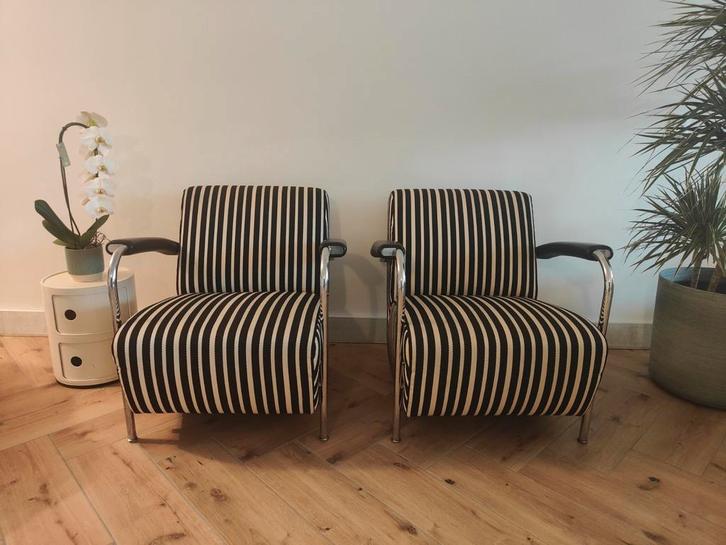 Leolux scylla fauteuil stoel design zwart wit gestreept, Huis en Inrichting, Fauteuils, Zo goed als nieuw, Stof, 50 tot 75 cm
