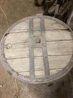 Zeer oud antiek wagenwiel tafel mancave, Antiek en Kunst, Ophalen of Verzenden