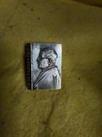14219) PIO XI  rozenkrans doosje  6x4,5x1,5 cm, Verzamelen, Ophalen of Verzenden