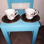 Kopjes met oud hollandse spreuken 2 stuks, Huis en Inrichting, Keuken | Servies, Ophalen, Gebruikt, Overige stijlen, Kop(pen) en/of Schotel(s)