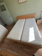 Dubbel bed met electrische lattenbodem 150x190, Huis en Inrichting, Ophalen, Zo goed als nieuw, Tweepersoons