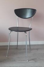 Arper design stoel lederen zitting en rugleuning topstaat, Huis en Inrichting, Stoelen, Zwart, Design, Ophalen of Verzenden, Zo goed als nieuw