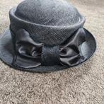 Zwarte hoed / Strik / Merk: Karpet, Hoed, Zo goed als nieuw, Karpet, One size fits all