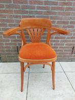 Oude Thonet stoel bekleed (oranje/bruin) ik heb er 3, Ophalen