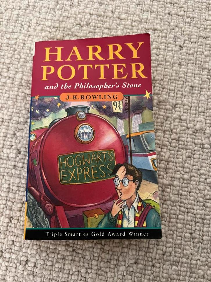 Harry Potter and the Philosopher’s Stone, Boeken, Kinderboeken | Jeugd | onder 10 jaar, Gelezen, Fictie algemeen, Ophalen