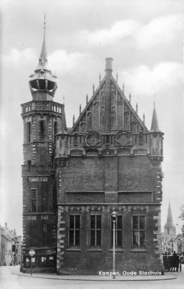 (388-501-033) Kampen Oude Stadhuis beschikbaar voor biedingen