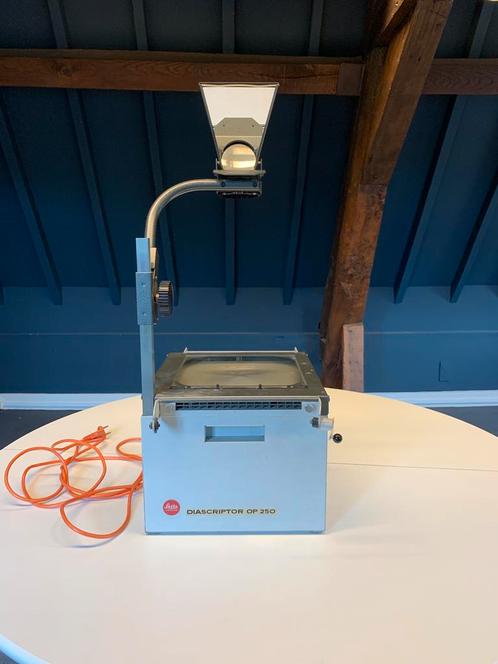 Leitz Diascriptor OP 250 – Vintage Overhead Projector, Antiek en Kunst, Antiek | Kantoor en Zakelijk, Ophalen of Verzenden