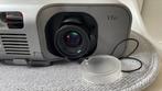 LCD PROJECTOR/BEAMER VT45 met beschrijving + tas, Audio, Tv en Foto, Beamers, Ophalen, Gebruikt