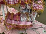 Poppenhuis hemel bed 1.12, Verzamelen, Poppenhuizen en Toebehoren, Ophalen of Verzenden, Zo goed als nieuw, Poppenhuis