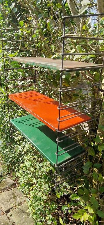 Vintage metalen Tomado wandrek (brocante) beschikbaar voor biedingen