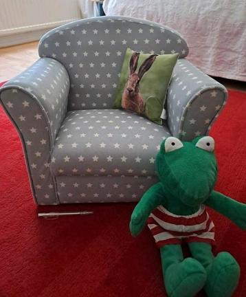 Schattige peuter fauteuil met sterren - Nieuwstaat! beschikbaar voor biedingen