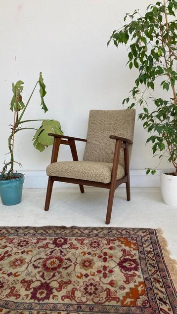 Vintage Scandinavian fauteuil beschikbaar voor biedingen