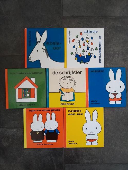 Nijntje Dick Bruna ~ 7 stuks met gratis nieuwe puzzel, Boeken, Kinderboeken | Baby's en Peuters, Zo goed als nieuw, 2 tot 3 jaar