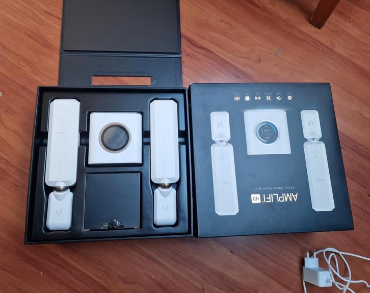 Ubiquiti AmpliFi HD Router + 2 Wifi AP's, Computers en Software, Powerlines, Zo goed als nieuw, Ophalen of Verzenden