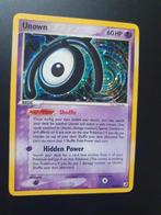 Unown M28 holo pokemon kaart, Ophalen of Verzenden, Zo goed als nieuw