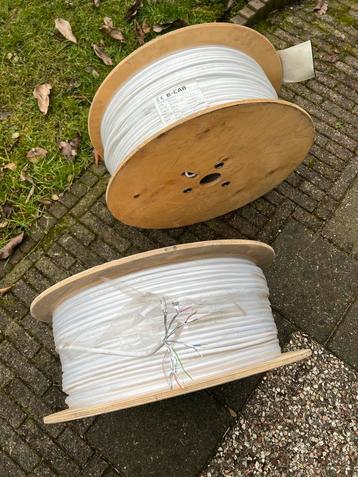 Haspel met 500 mtr. Data kabel 6x2x0,6 mm beschikbaar voor biedingen