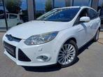 Ford Focus Wagon 1.6 182PK Titanium NAV Park-Lane Park-Pilot, Gebruikt, Zwart, 4 cilinders, Wit