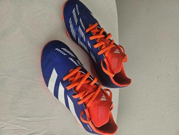 Adidas Predator voetbalschoen maat 38 beschikbaar voor biedingen