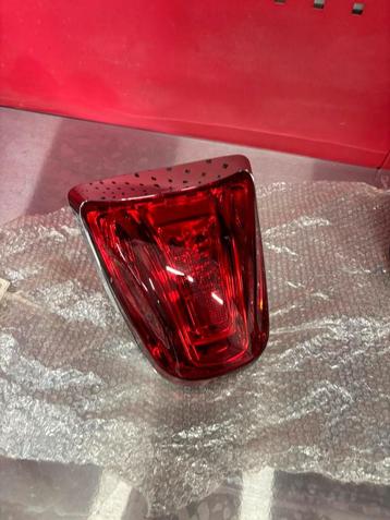 VESPA ACHTERLICHT | VESPA PRIMAVERA / SPRINT – 642946 beschikbaar voor biedingen