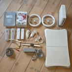 Complete Wii set, 4 controllers, 25 spellen, balans board, Spelcomputers en Games, Spelcomputers | Nintendo Wii, Ophalen, Zo goed als nieuw