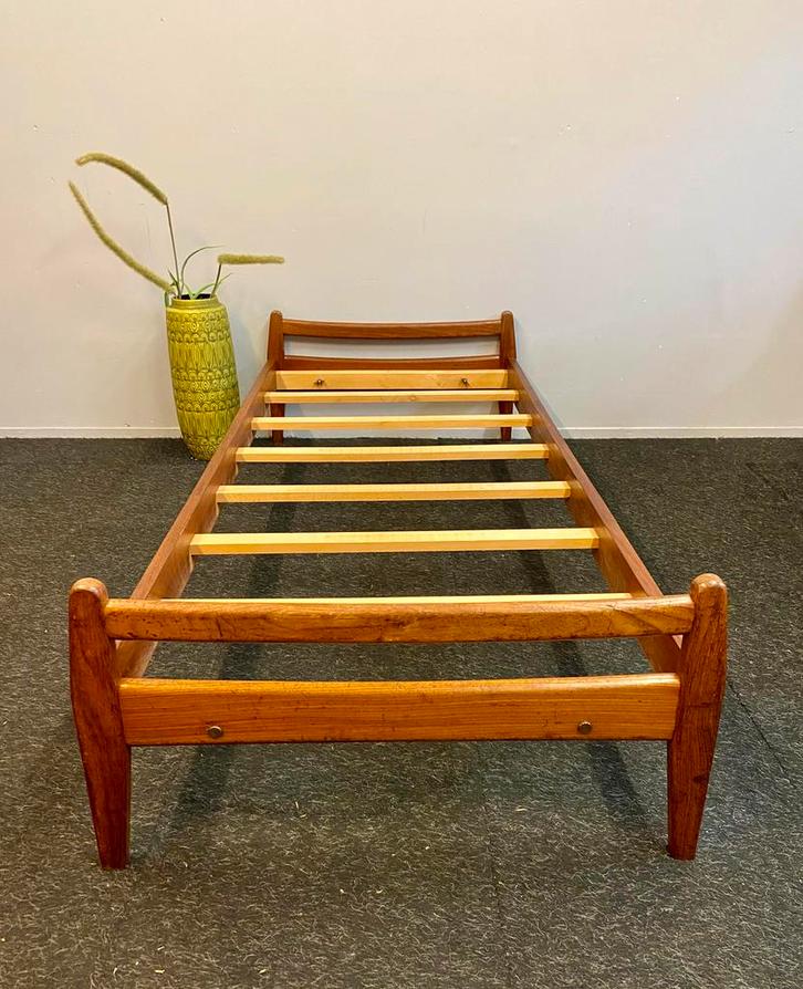 Vintage daybed teak Deens Design bed jaren 60/70 retro, Huis en Inrichting, Slaapkamer | Bedden, Gebruikt, Eenpersoons, 80 cm