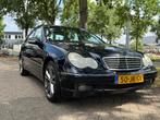 Mercedes-Benz C-Klasse 2.0 C180 Sedan 2002 Blauw, 1355 kg, 1998 cc, 74 €/maand, 4 cilinders