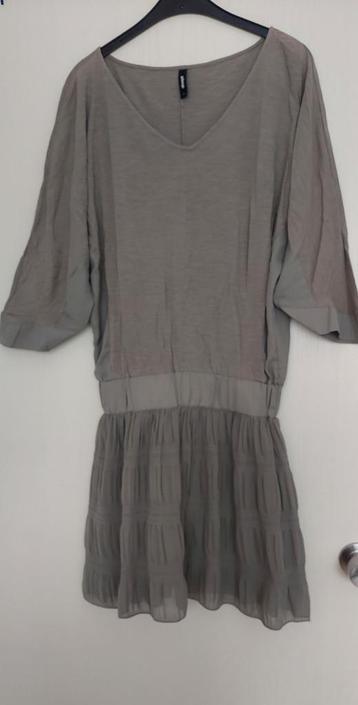 Taupe kleurige jurk, maat S, Shoeby beschikbaar voor biedingen
