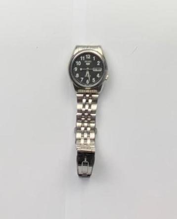 Horloge beschikbaar voor biedingen