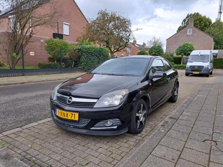 Opel Astra 1.4 16V GTC 2009 Zwart, Auto's, Opel, Particulier, Astra, ABS, Airbags, Airconditioning, Centrale vergrendeling, Elektrische buitenspiegels