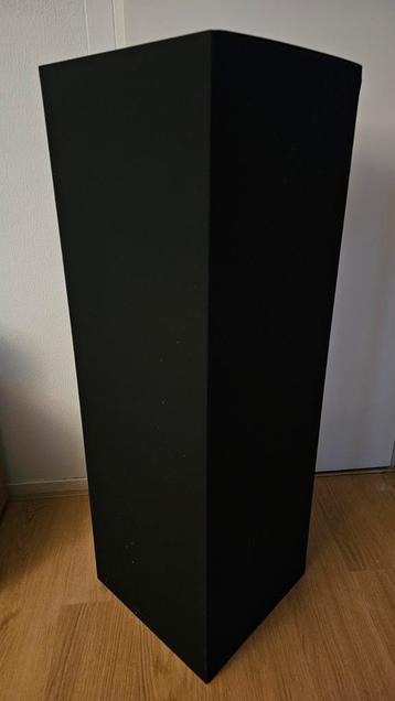 Square basstraps 40x40x120cm beschikbaar voor biedingen