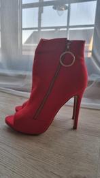 Stijlvolle Rode Peep Toe Enkellaarsjes met Hoge Hak 39, Ophalen of Verzenden, Nieuw, Rood