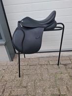 Waldhausen vzh zadel 16.5, Dieren en Toebehoren, Paarden en Pony's | Zadels, Ophalen of Verzenden, Zo goed als nieuw